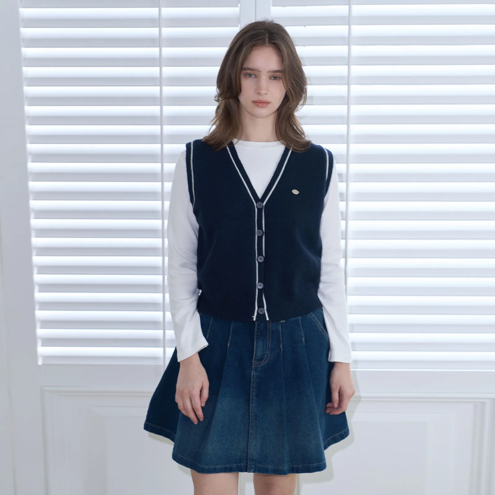 Line Knit Vest (navy)