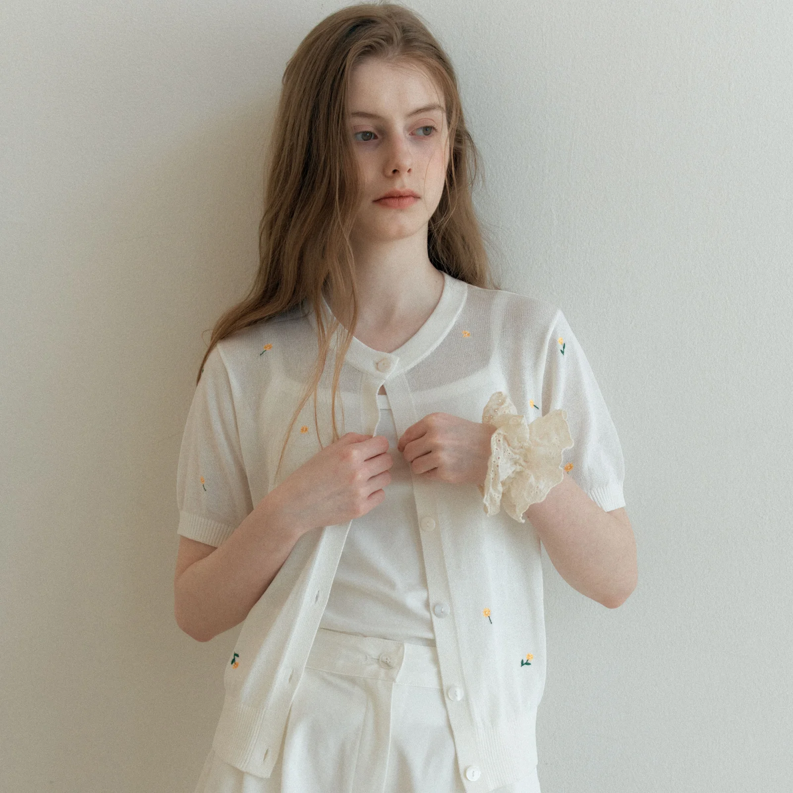 BLOOM STITCH CARDIGAN_WHITE