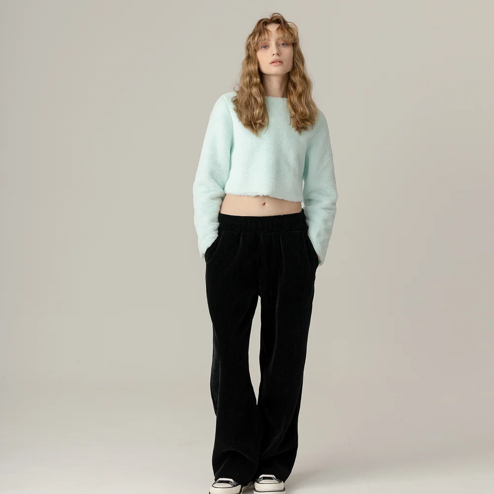 Pure fur crop top