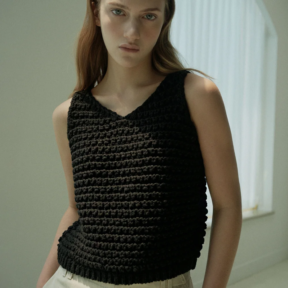 Cotton Skacy Knit Sleeveless (black)