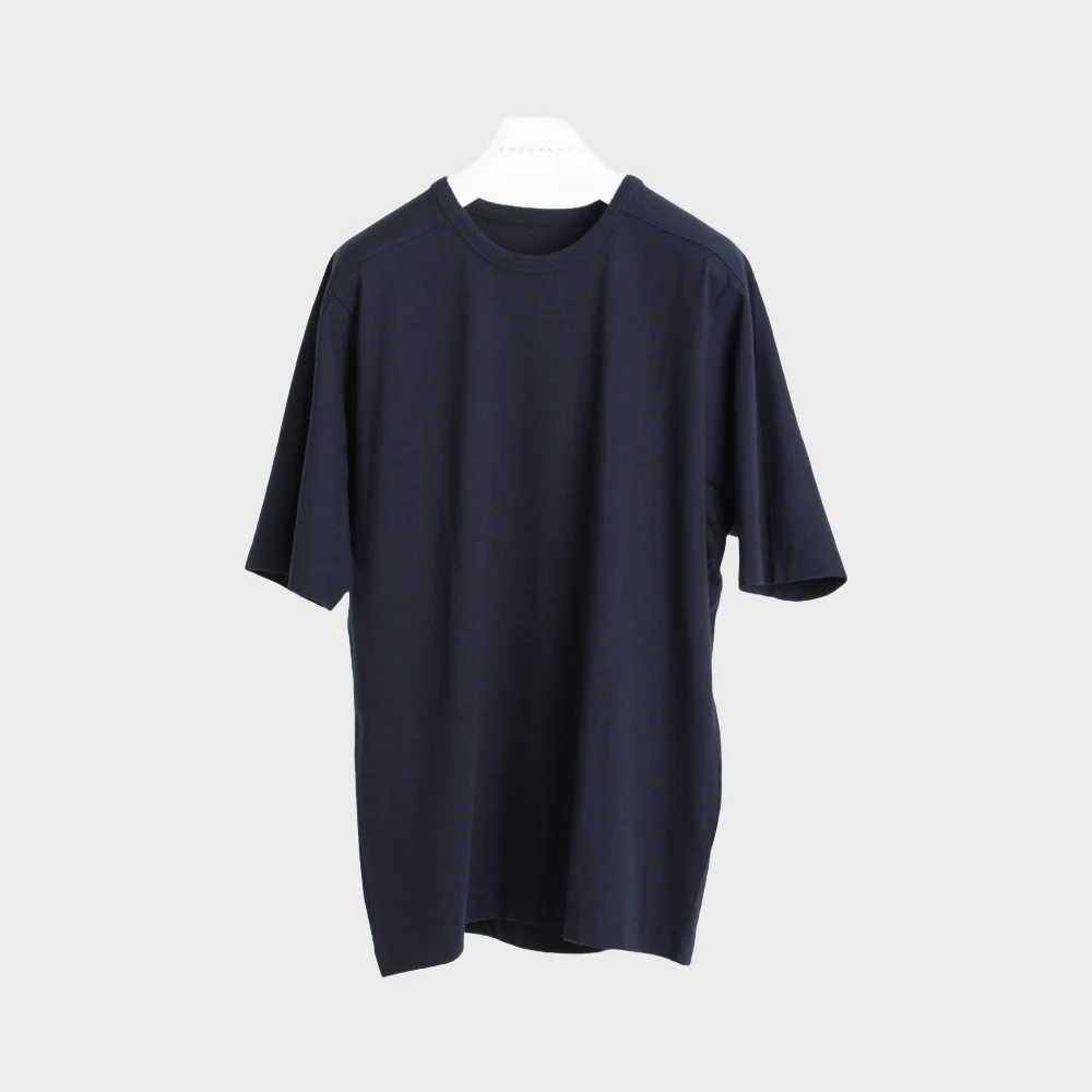 THE DOCUMENTEE 02 NAVY