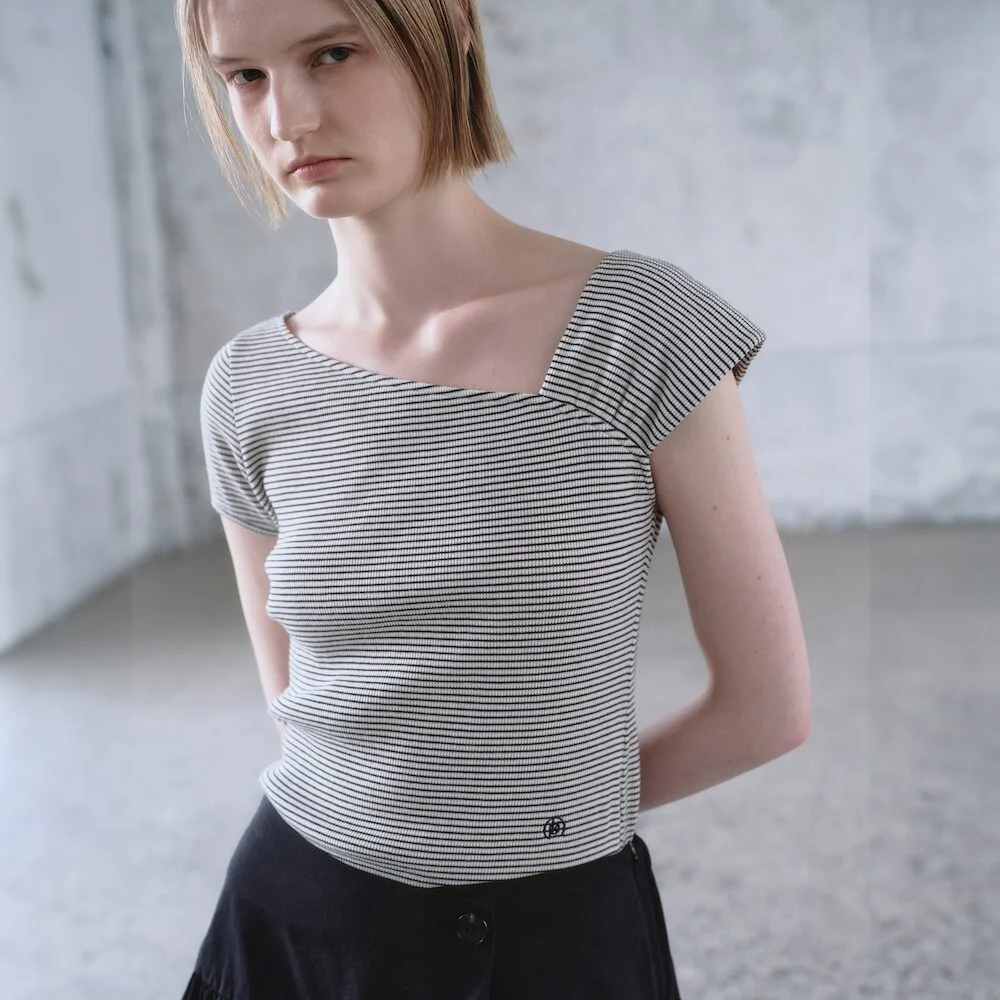 Unbalance Sleeve Top Ivory Stripe (KE6340M071)