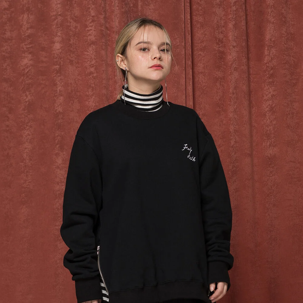 FACE SWEATSHIRT (BLACK)