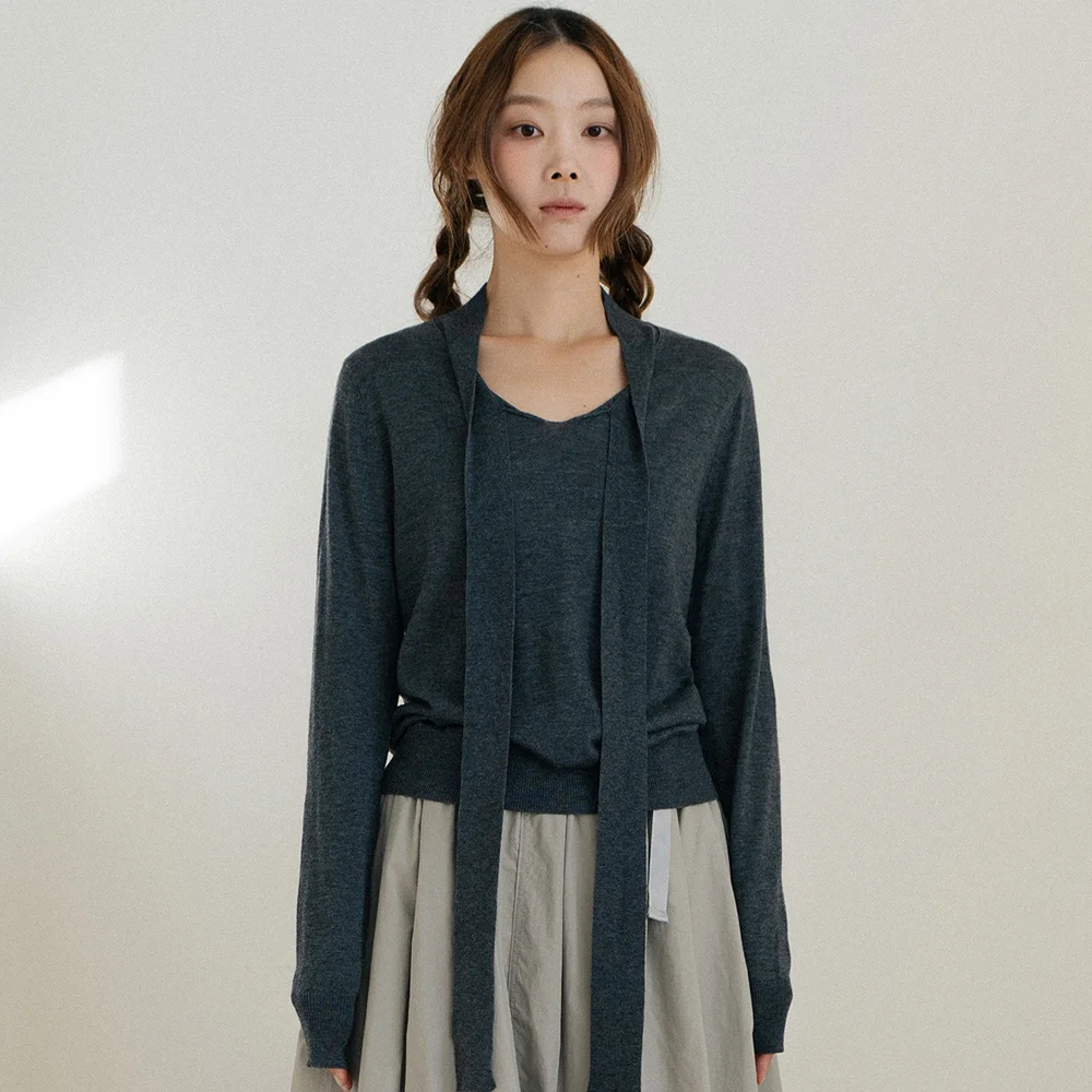 Tie V-Neck Knit Top