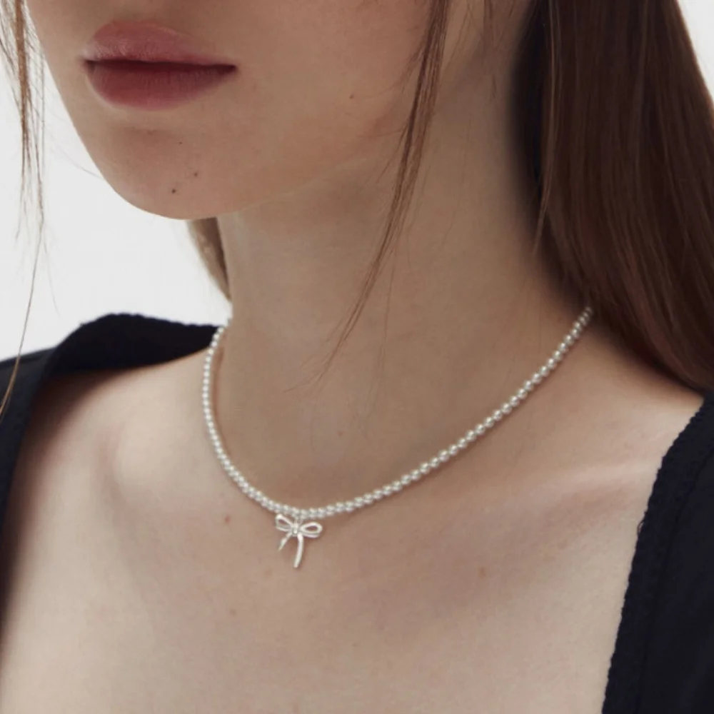 Ribbon pearl necklace