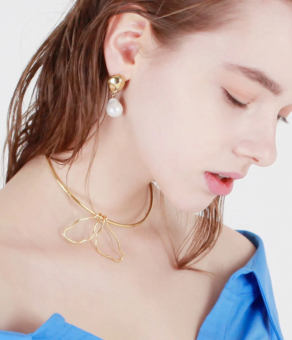 Petal Choker