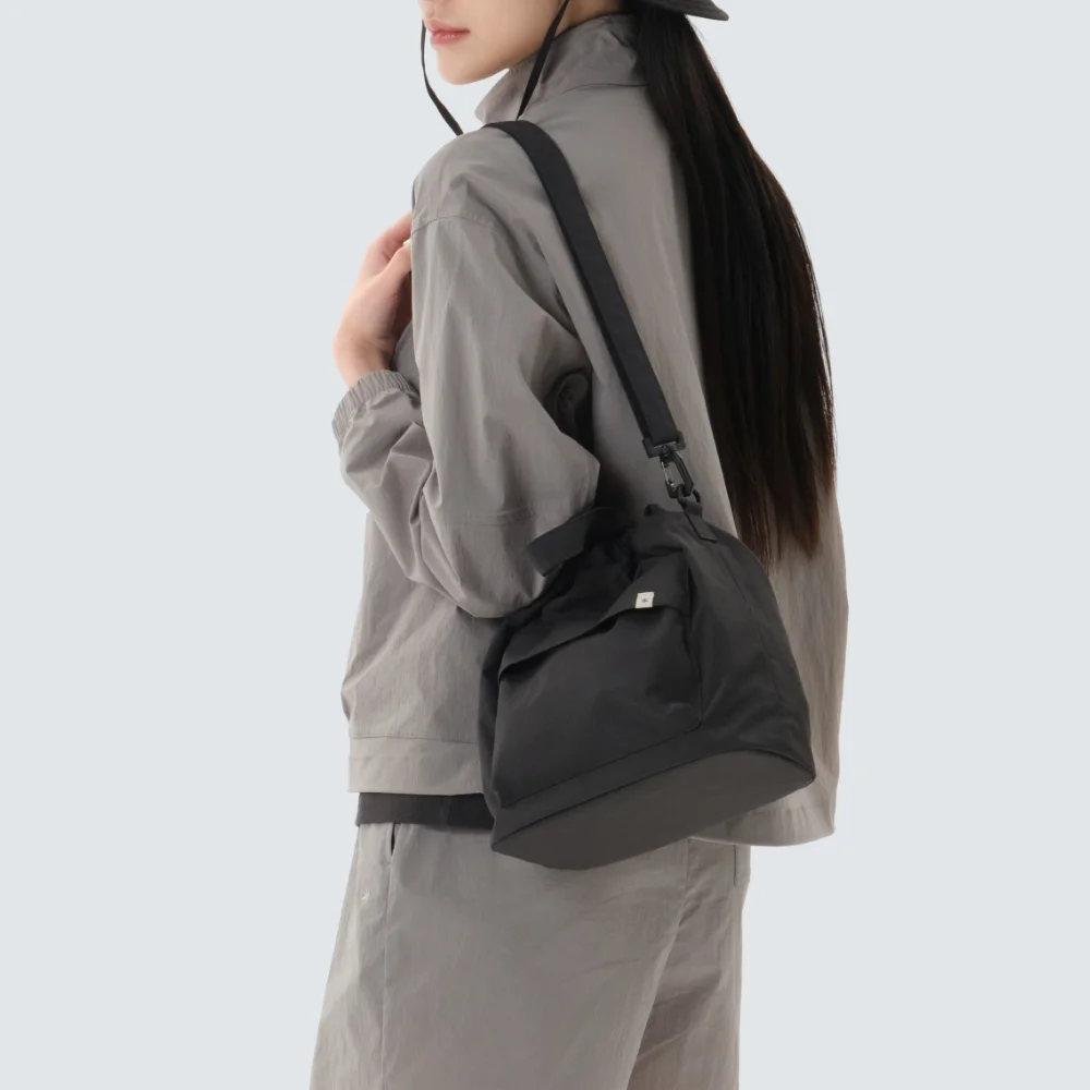 Cample 中度 水桶袋 7L Dark Charcoal (S26ZWCBB12)