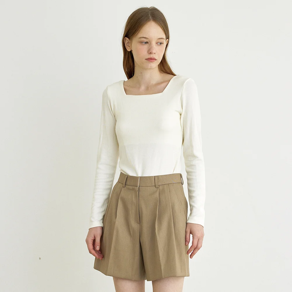 Mari Square neck T-shirt (Ivory)