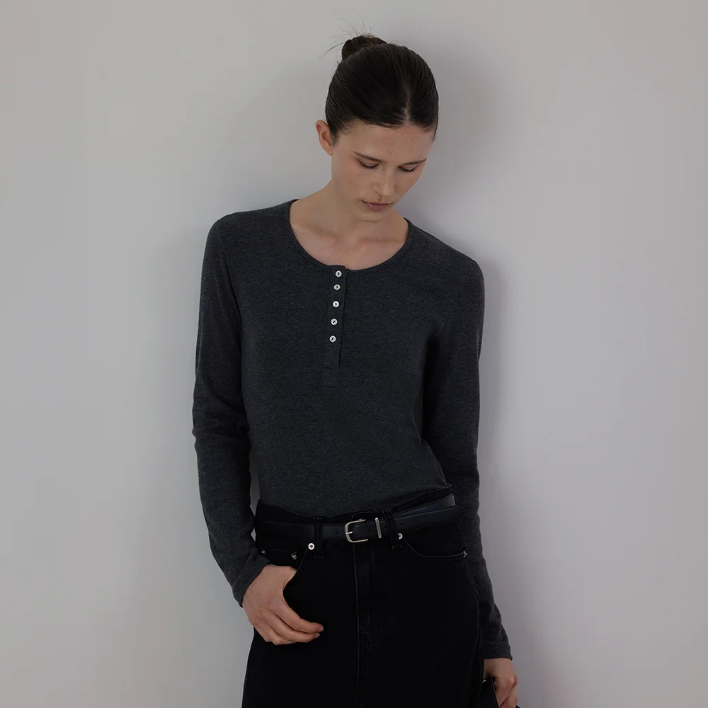 F/W Fine Ribbed Button U-Neck Long Sleeve Tee