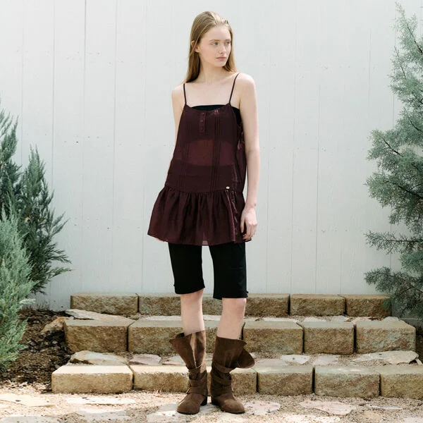 PINTUCK SHEER LAYERED ONEPIECE BURGUNDY
