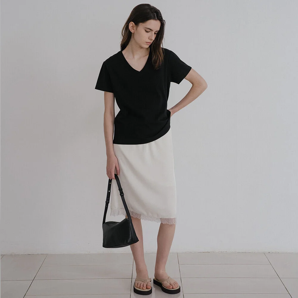 Soft basic v-neck T-shirt _Black