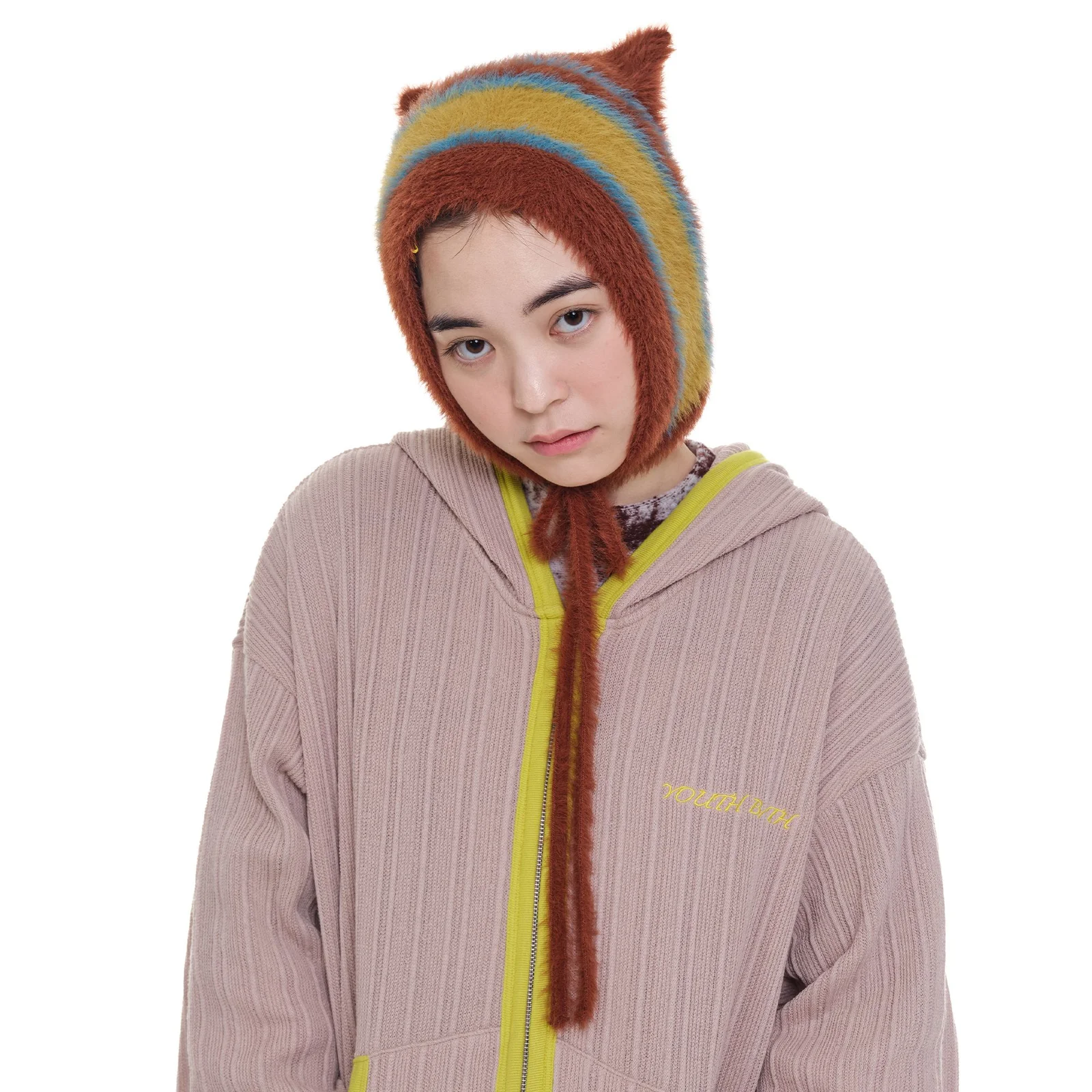 Cat string beanie_camel