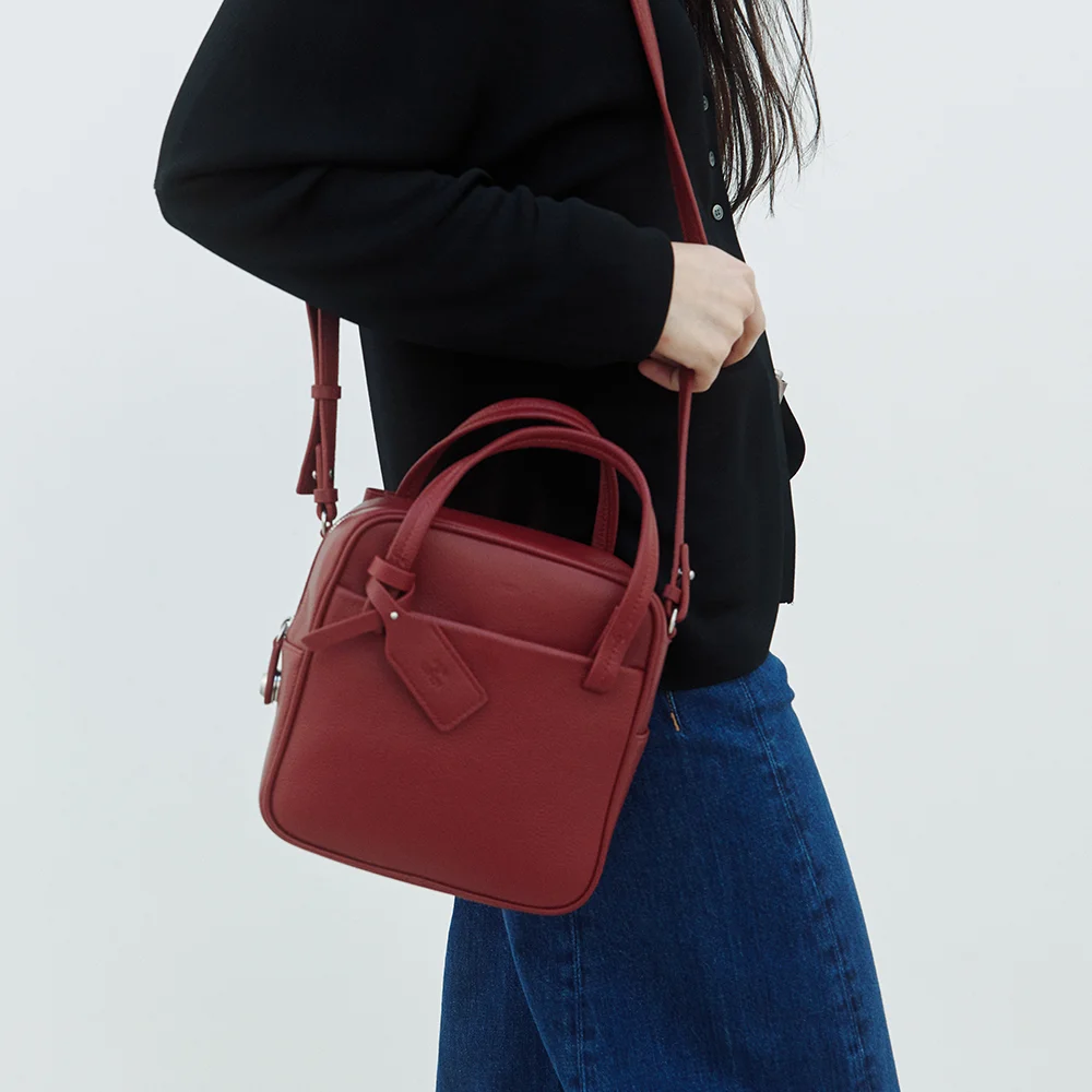 NADEL BOWLING TOTE BAG (CARMINE RED)