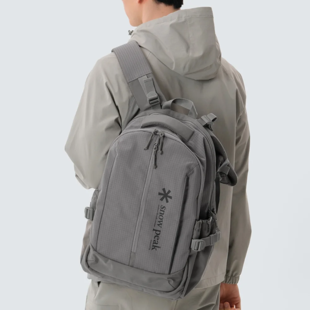 Reflector 背包 25L Vintage Gray (S25SUTBP07)