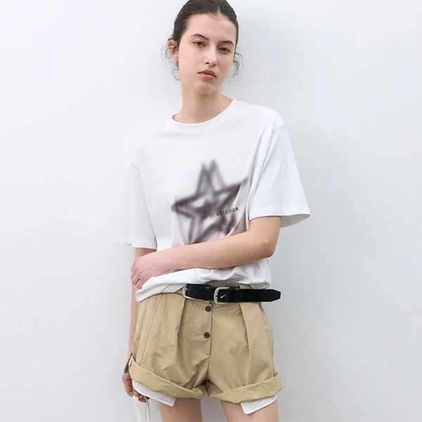 BLUR STAR GRAPHIC OVER BOX T (T-7202)