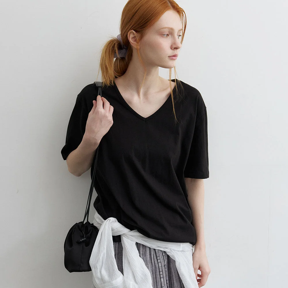 Loose fit v-neck T-shirt _Black