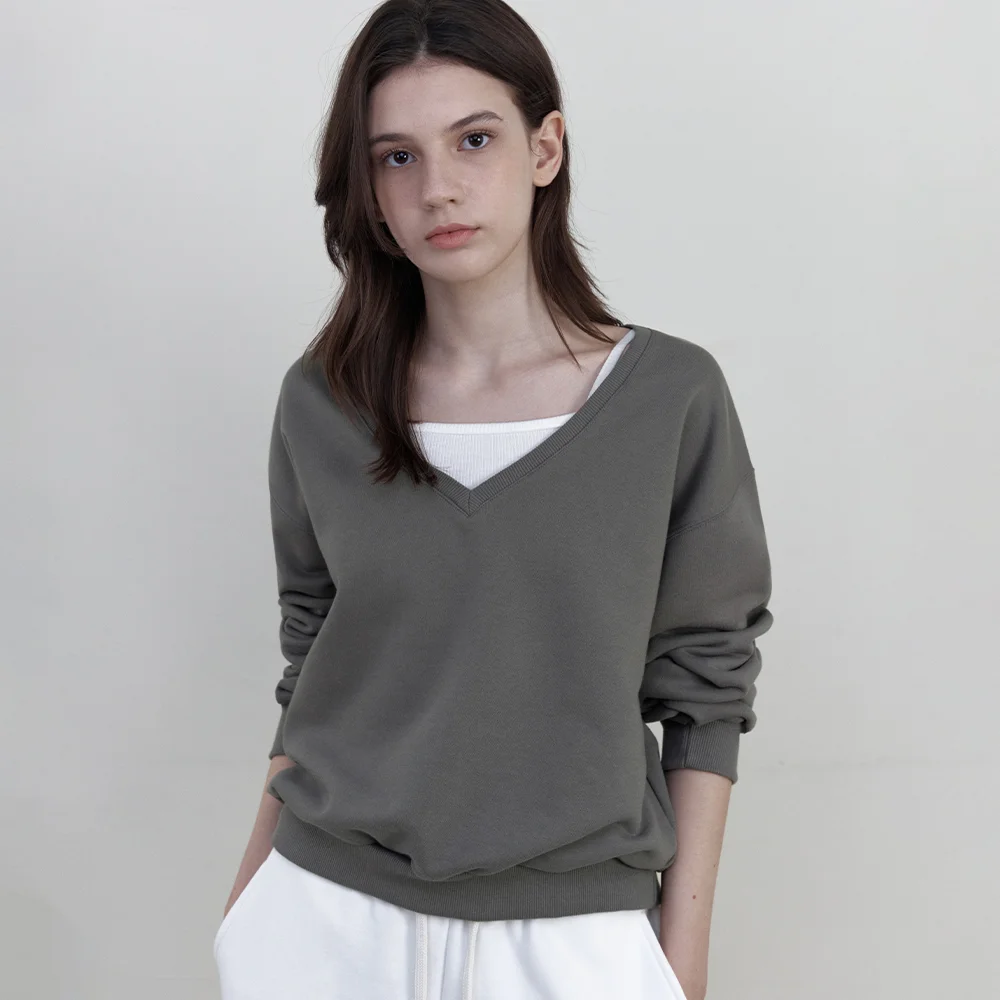 Deep V-Neck Sweatshirt_KHAKI GRAY(WB6TP49)