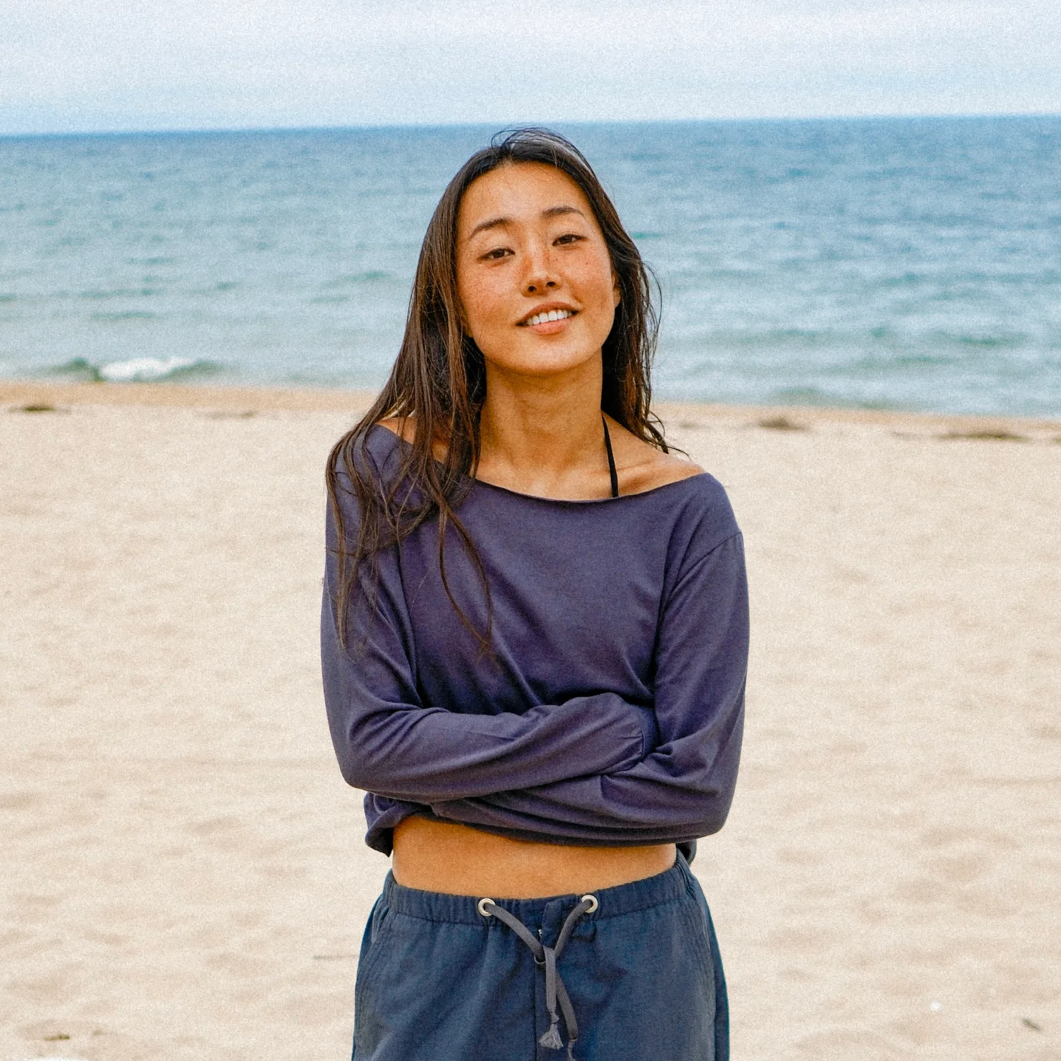 Off-Shoulder L/S Tee, Charcoal
