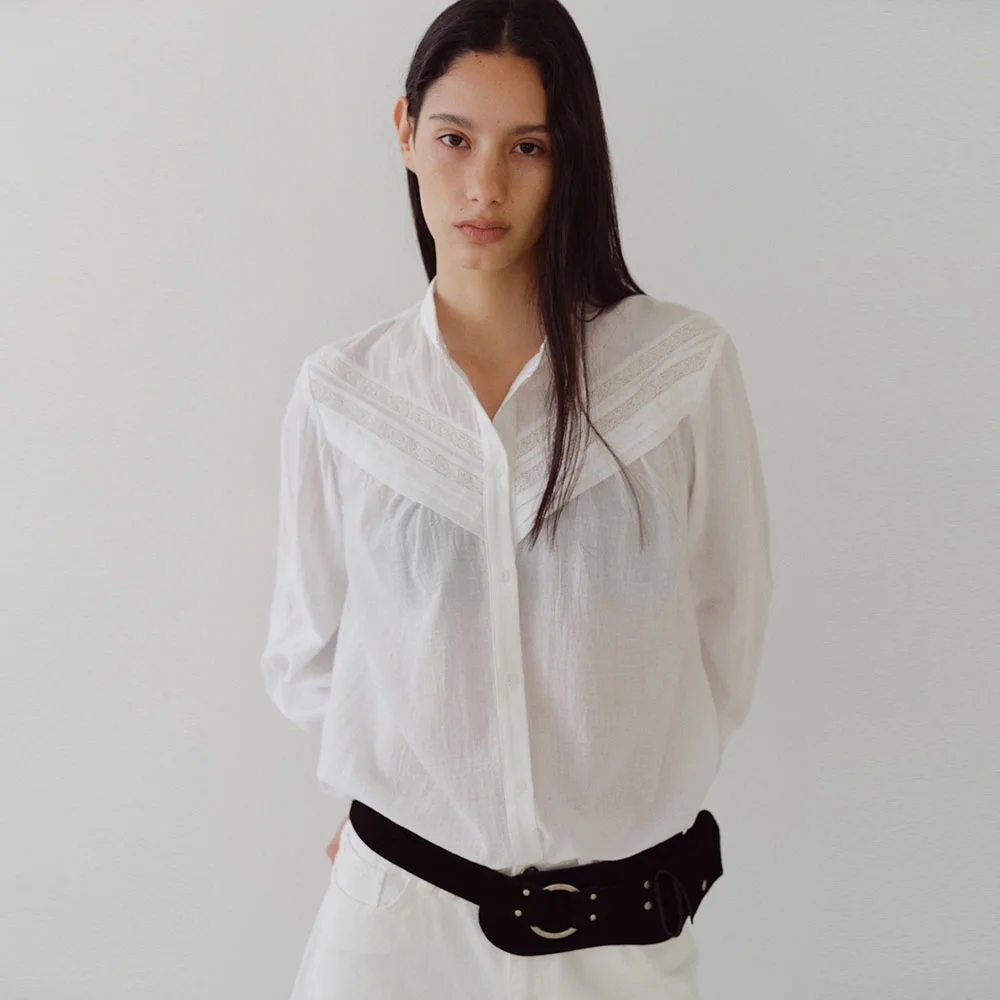 COTTON LACE TUCK BLOUSE - WHITE