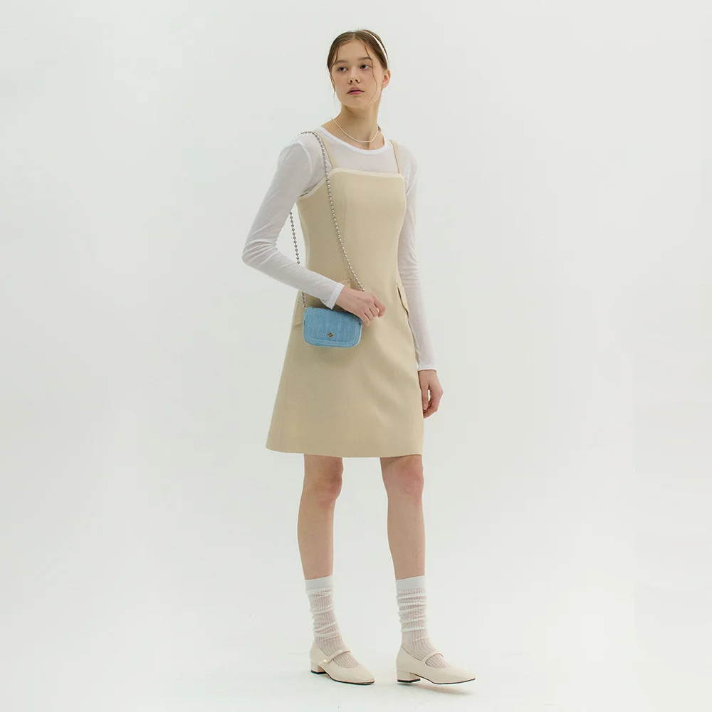 POCKET SLEEVELESS MINI DRESS (butter beige)