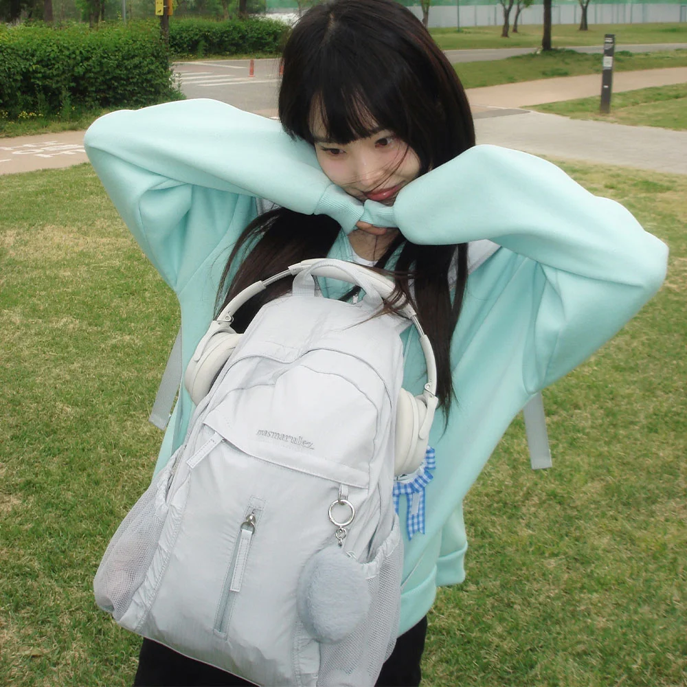 Curved shirring backpack_Silver gray