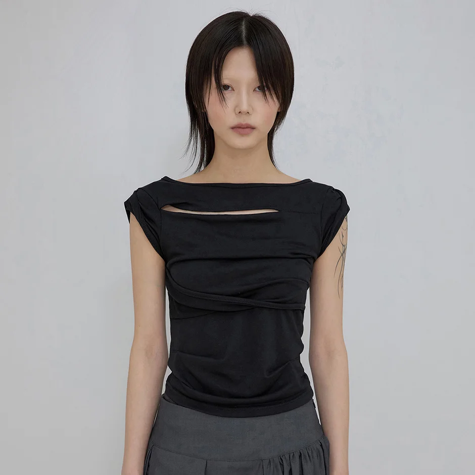 Asymmetrical Draped Roll-Up T-Shirt (FL-165_Black)