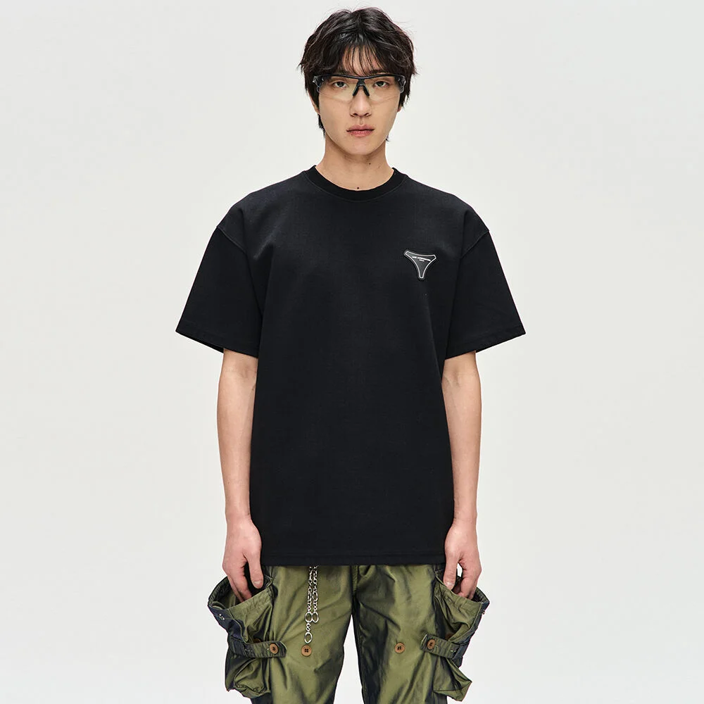 UNISEX STOOL PATCH LOGO T-SHIRTS atb1329u(BLACK)
