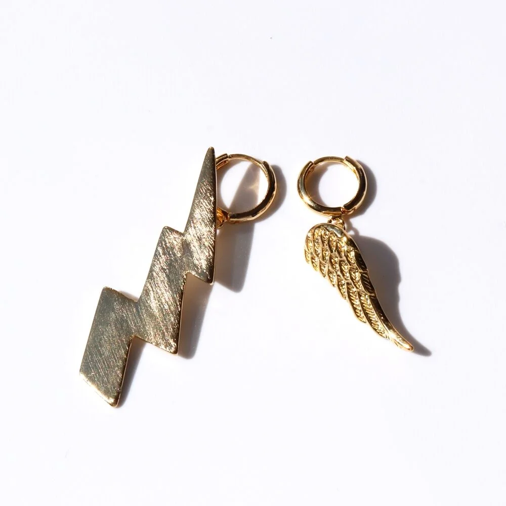 Edge pendant gold onetouch Earring 金色 吊飾 點綴 時尚 一觸式戒指 耳環