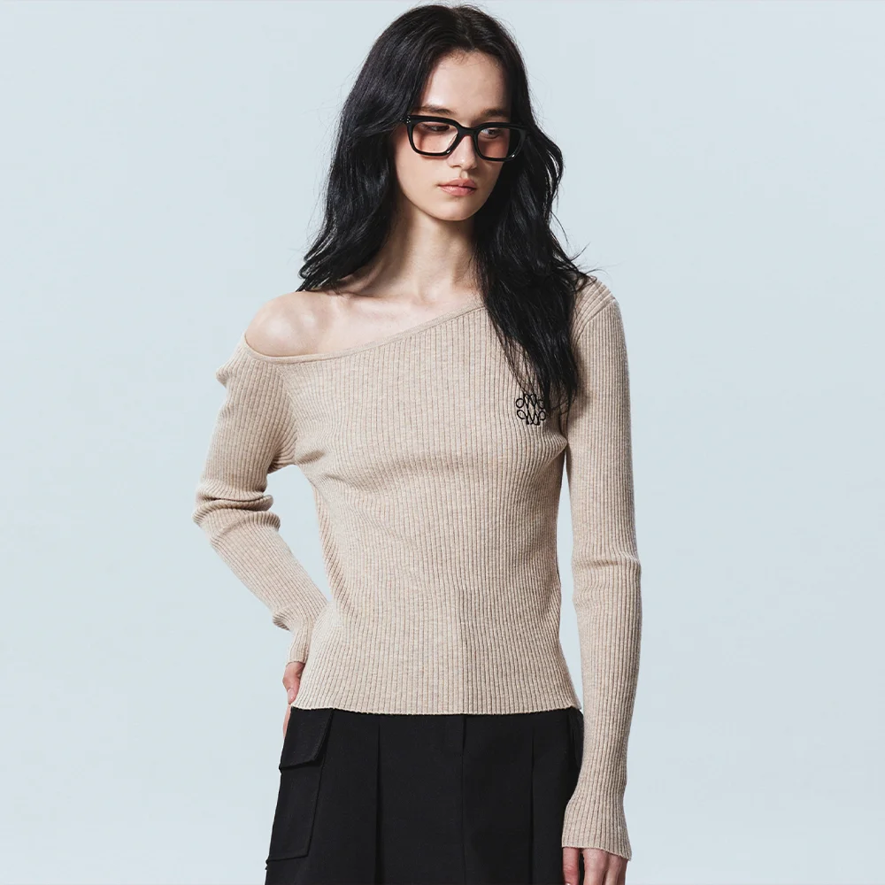 DRAPE OFF SHOULDER KNIT_BEIGE