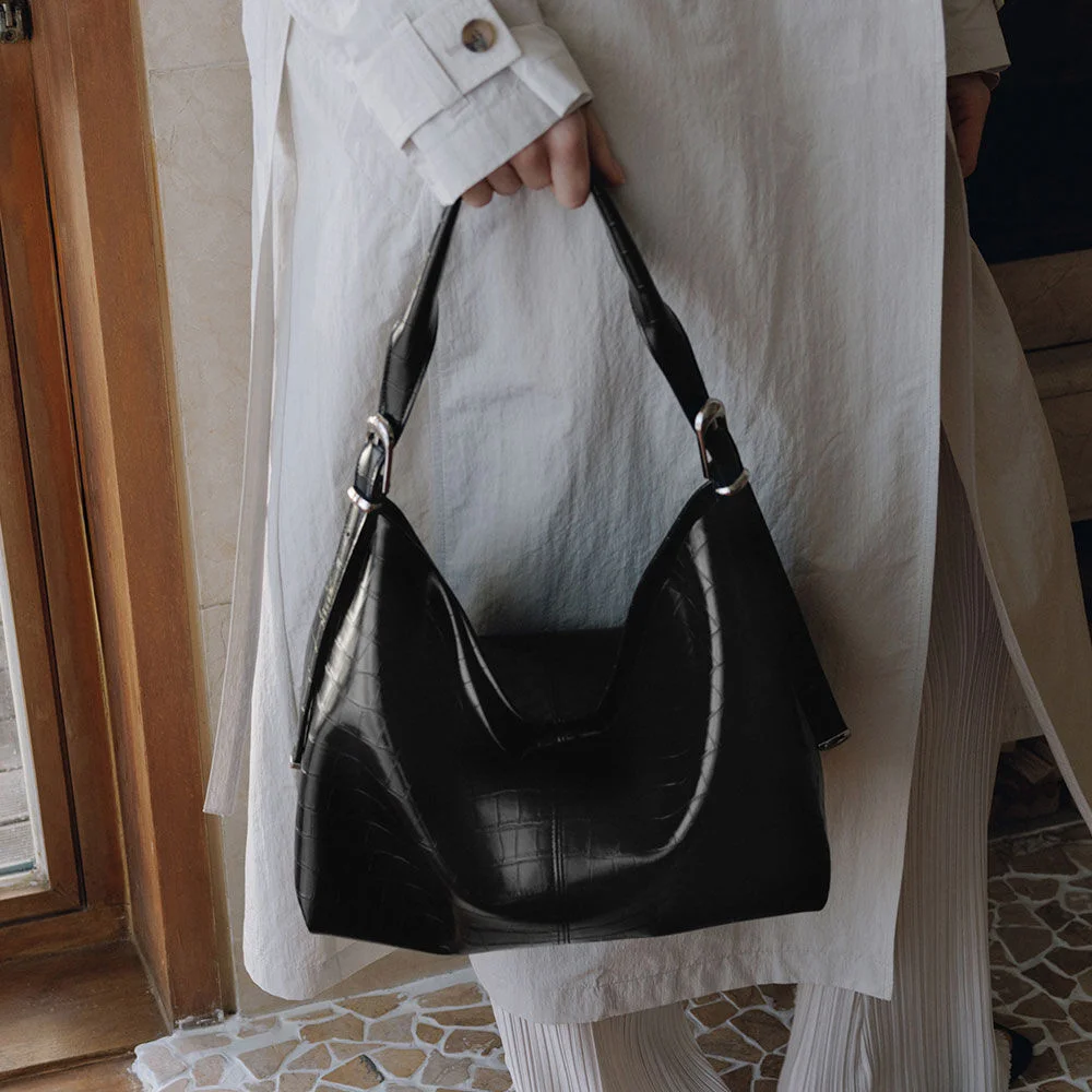 Sobre Tote Small (croc ver.) FA6SB368-FH
