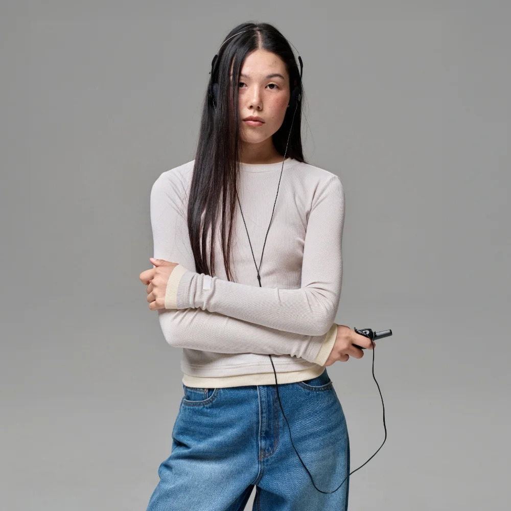 WOMEN COLOR LAYERED SLIM RIB T - DUSTY CUSTARD