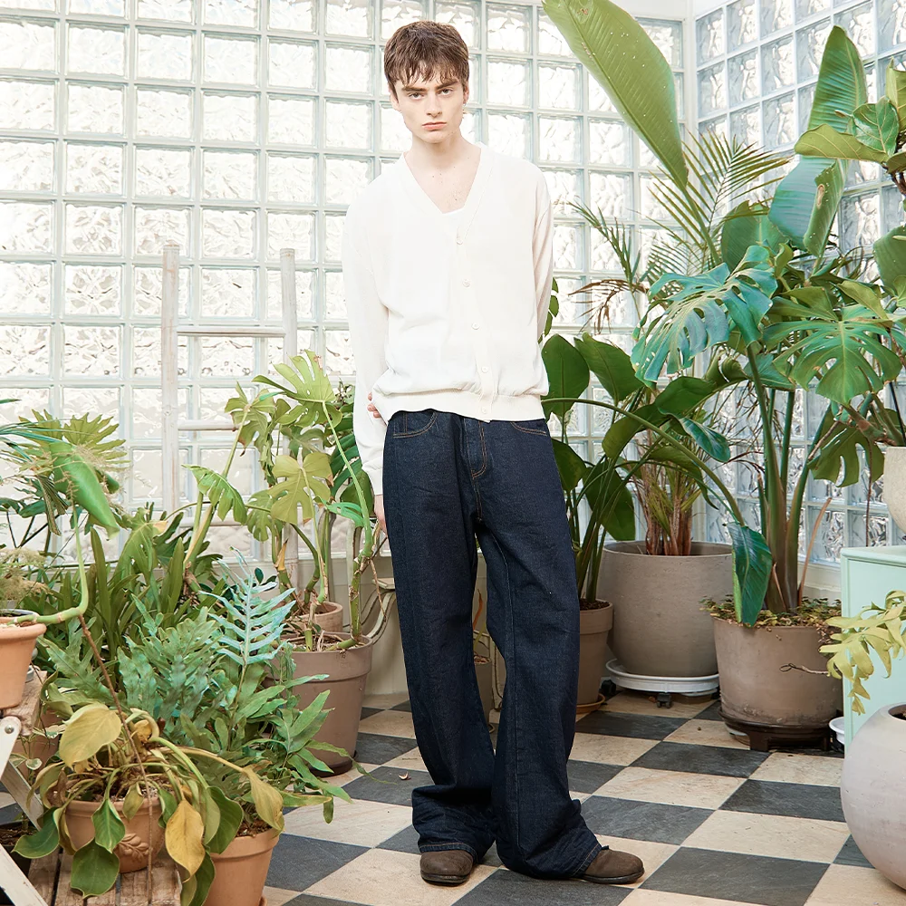 BACK PINTUCK WAISTLESS DENIM PANTS FOR MEN IN NAVY