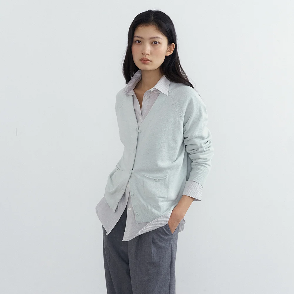 Pocket V-Neck Cardigan (Mint)