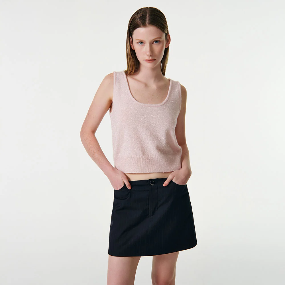 METALLIC SLEEVELESS TOP