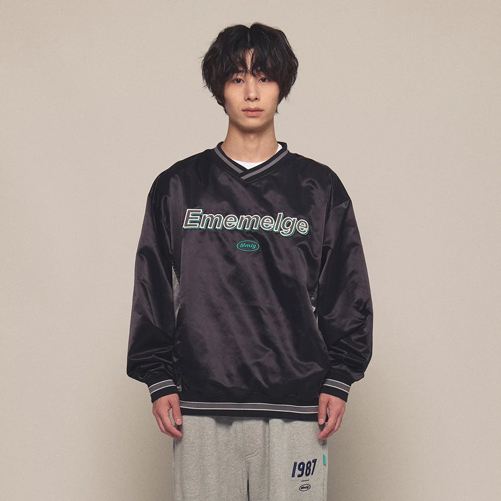 EM SATIN SPORTS PULLOVER (BLACK)
