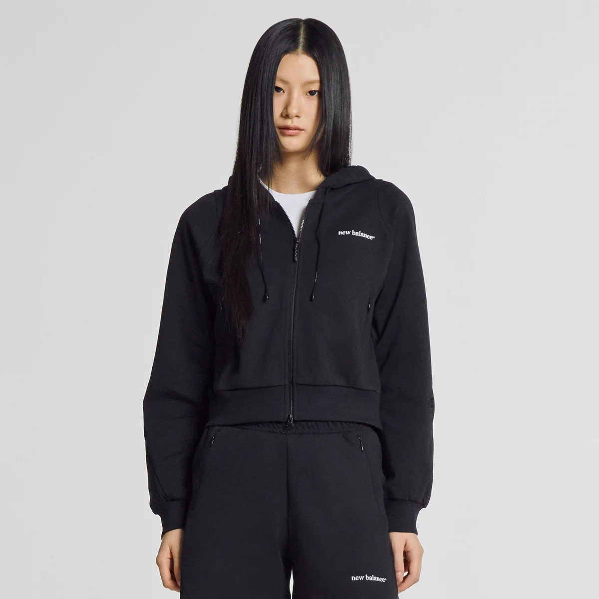 NBMDG2W412 / WOMEN 輕量 雙層織 連帽拉鍊外套 (BLACK)