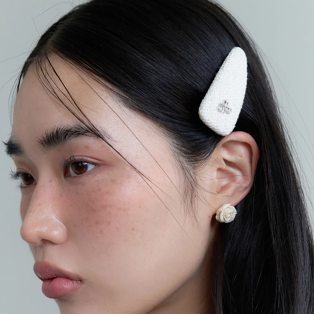 tweed logo hair pin - ivory