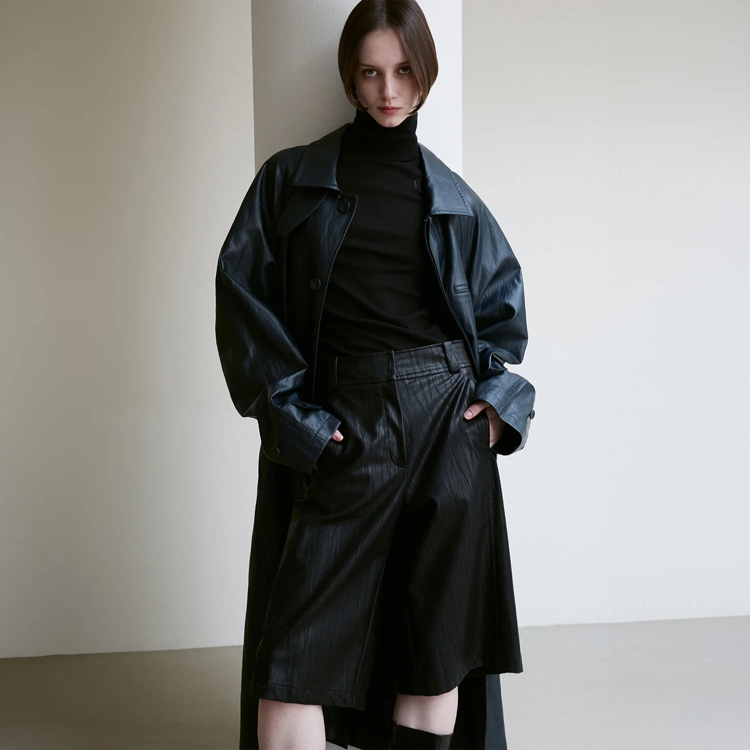 UNISEX LATCH COLLAR TRENCH COAT