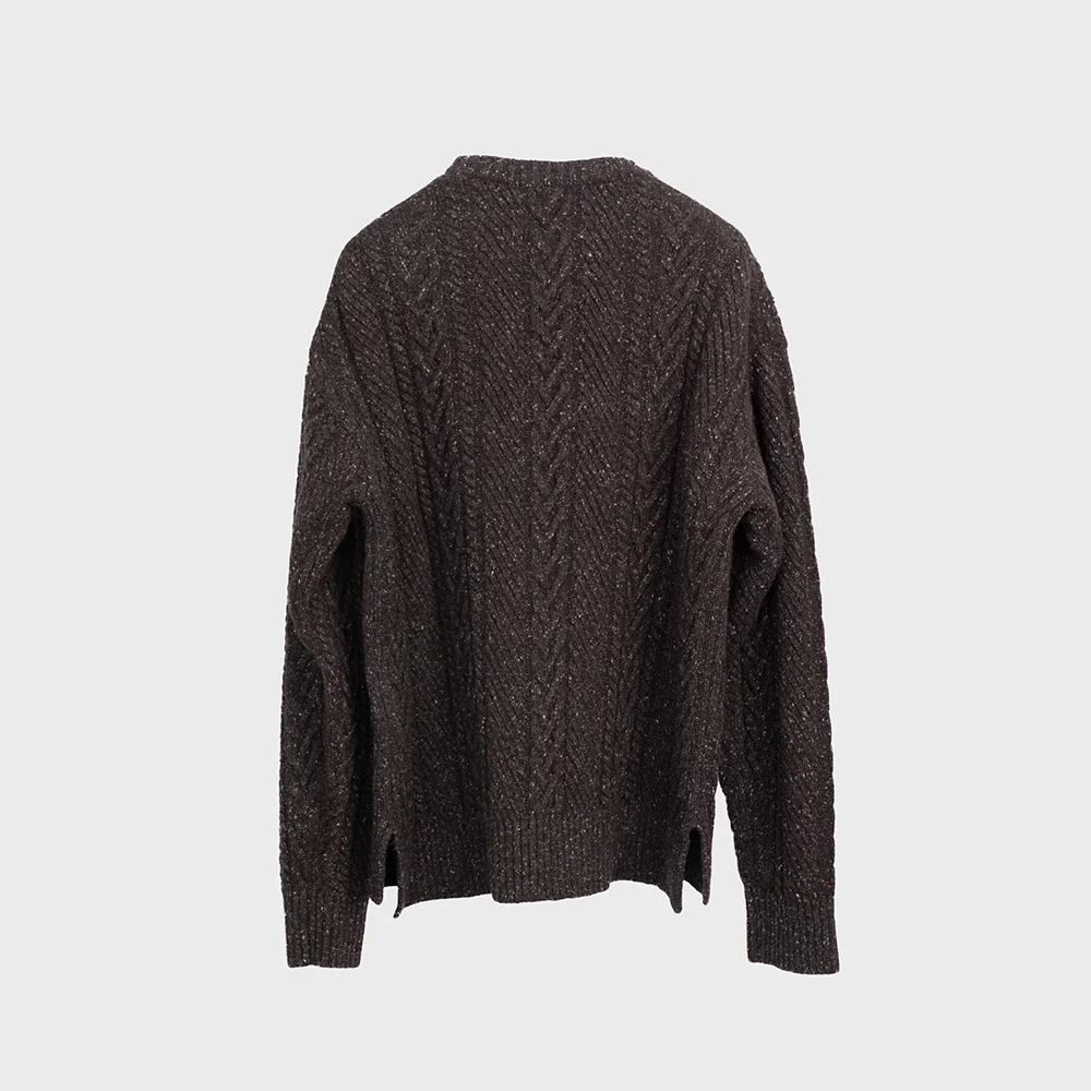 CABLE-KNIT CREW NECK SWEATER_BROWN