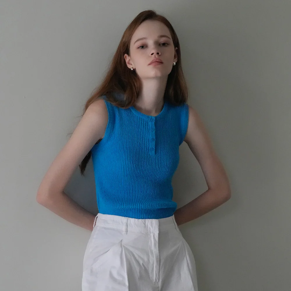 Round Button Knit Sleeveless (Blue)