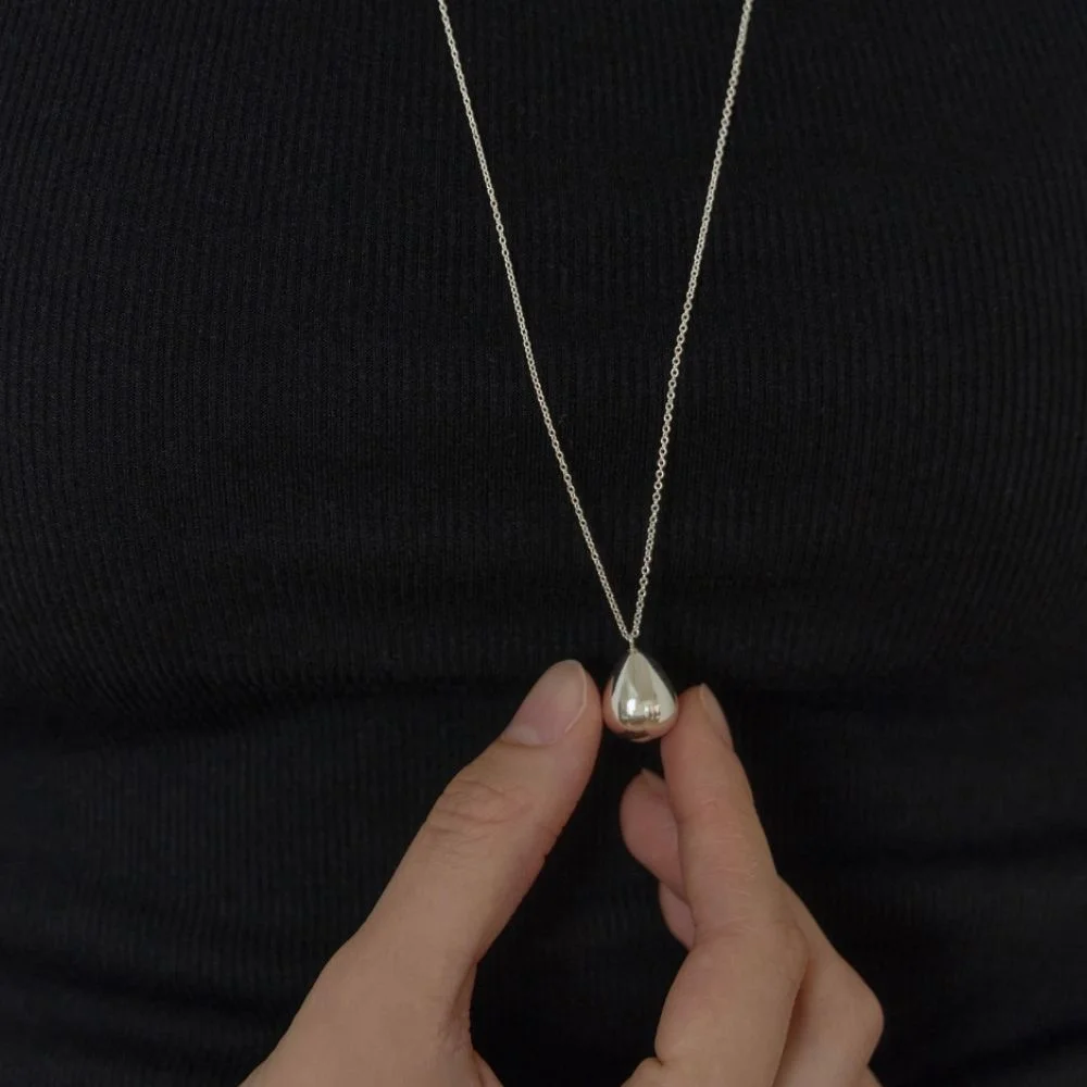 Water drop long necklace