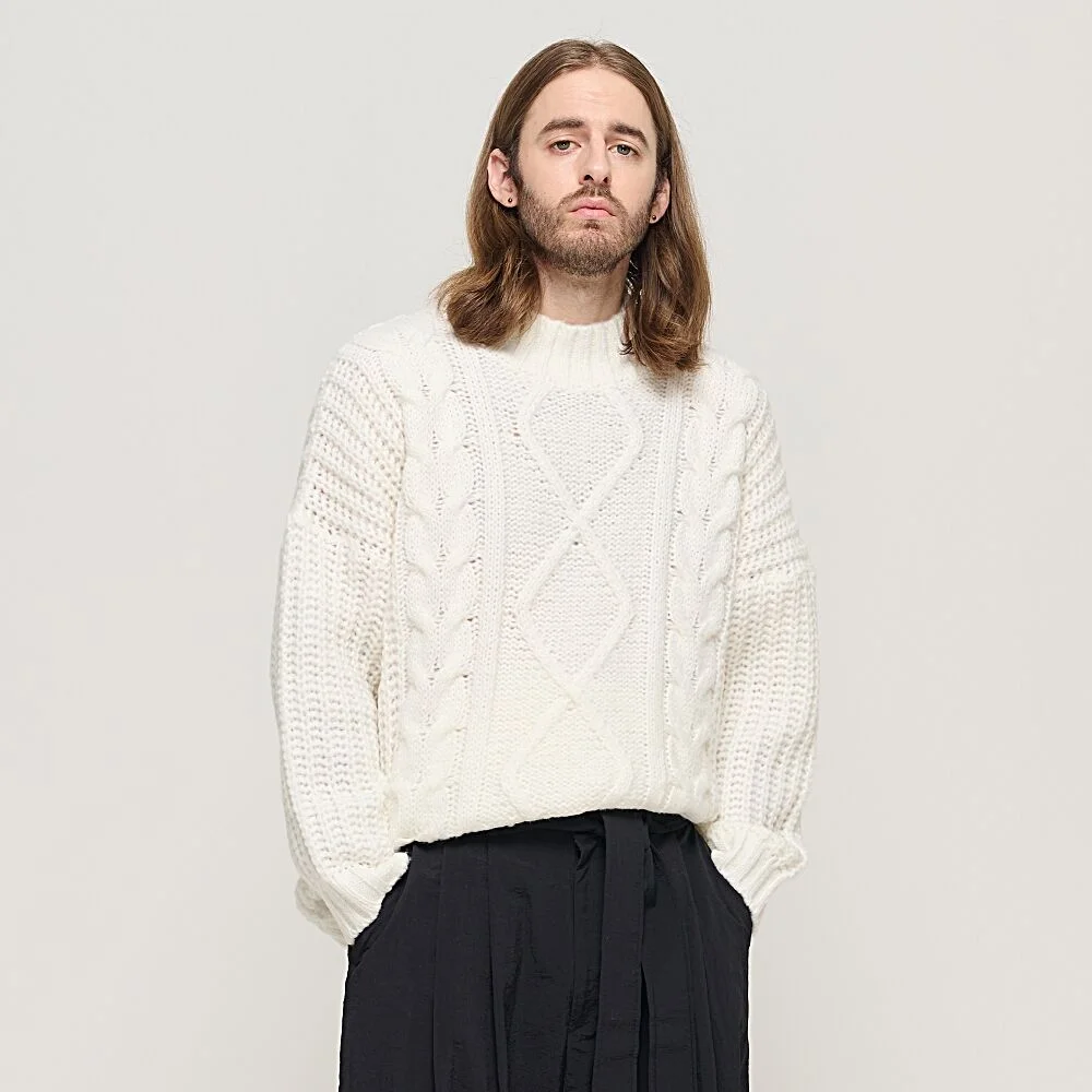 SEMI-OVERSIZE CABLE MOCKNECK SWEATER (IVORY)