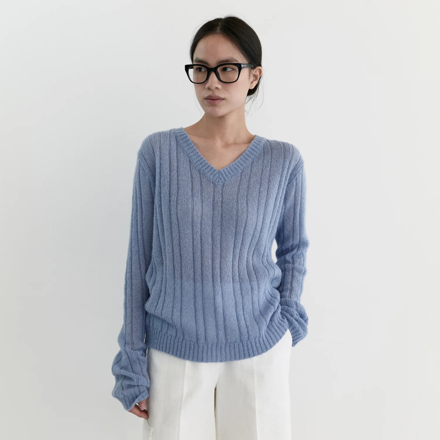 SHEER V-NECK KNIT_DUST BLUE