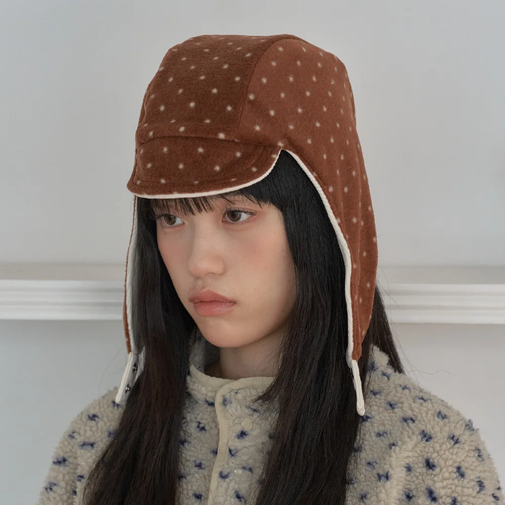 CORDUROY EARFLAP HAT IN DOT CREAM