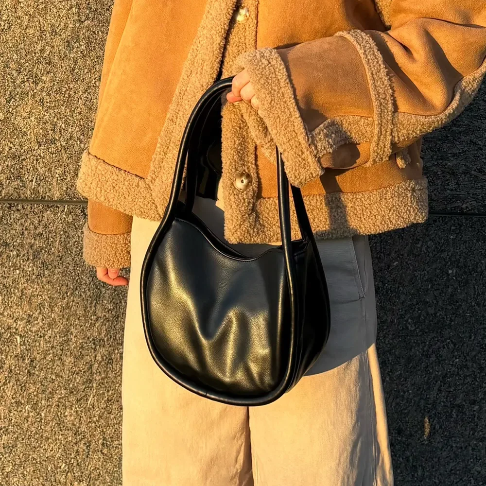 TULIP NEAT BAG (Black) 鬱金香 針織袋