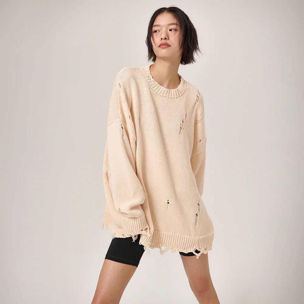 Ripsy Vintage Damaged Round Knit Cream
