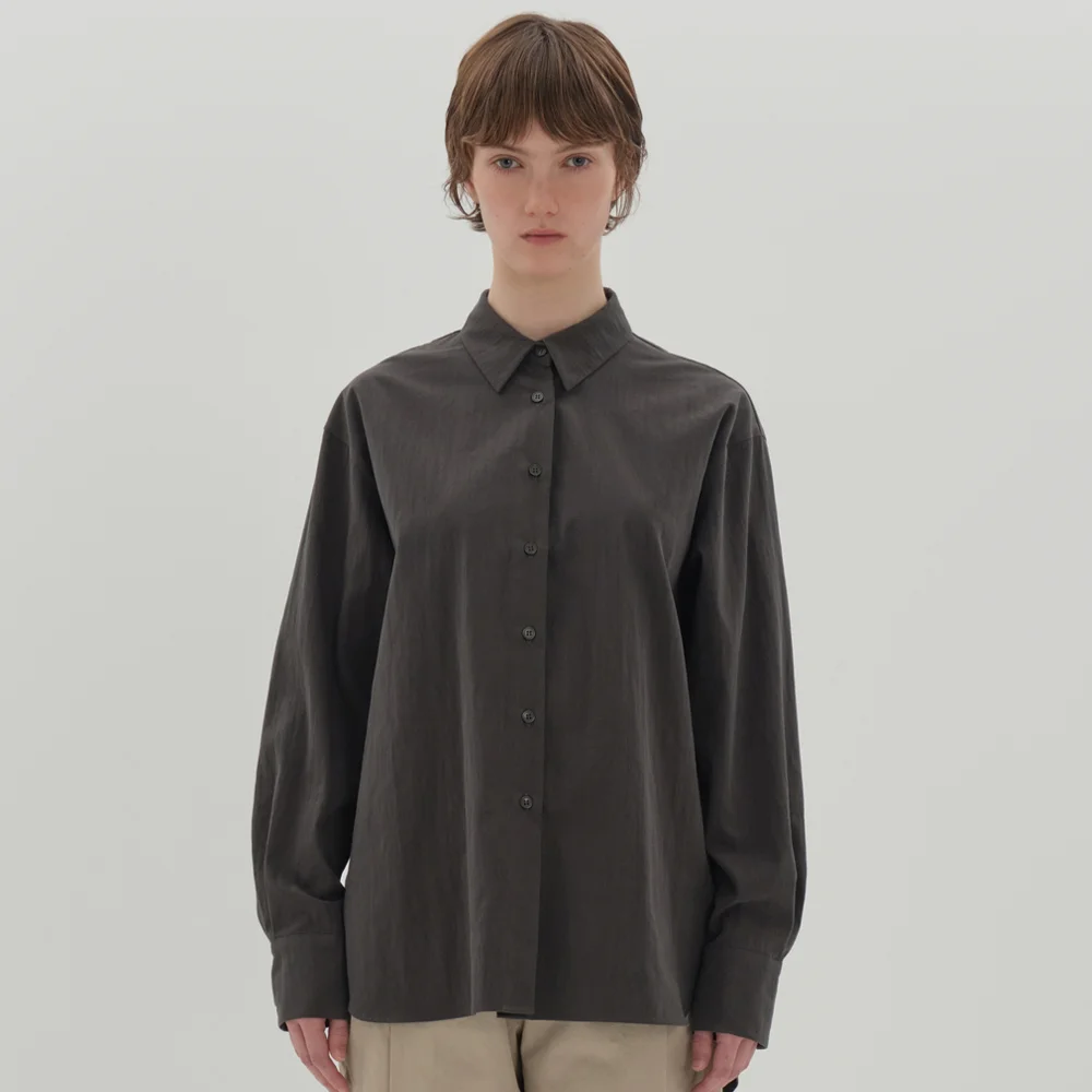 curved shirt_charcoal
