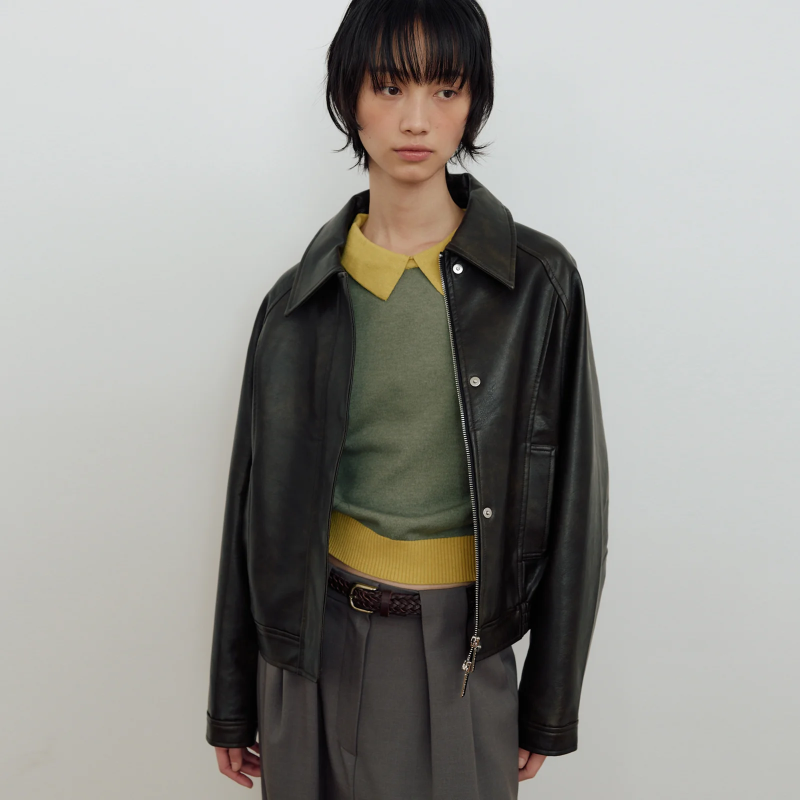 LEATHER PLEATS BOMBER JACKET_BROWN