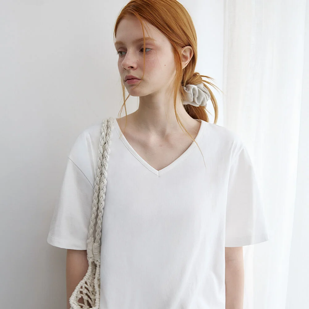 Loose fit v-neck T-shirt _Ivory
