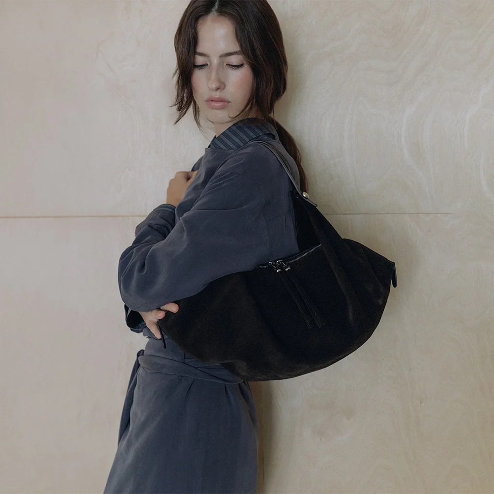 Bise Hobo Medium (suede ver.) FA6AD392-N9